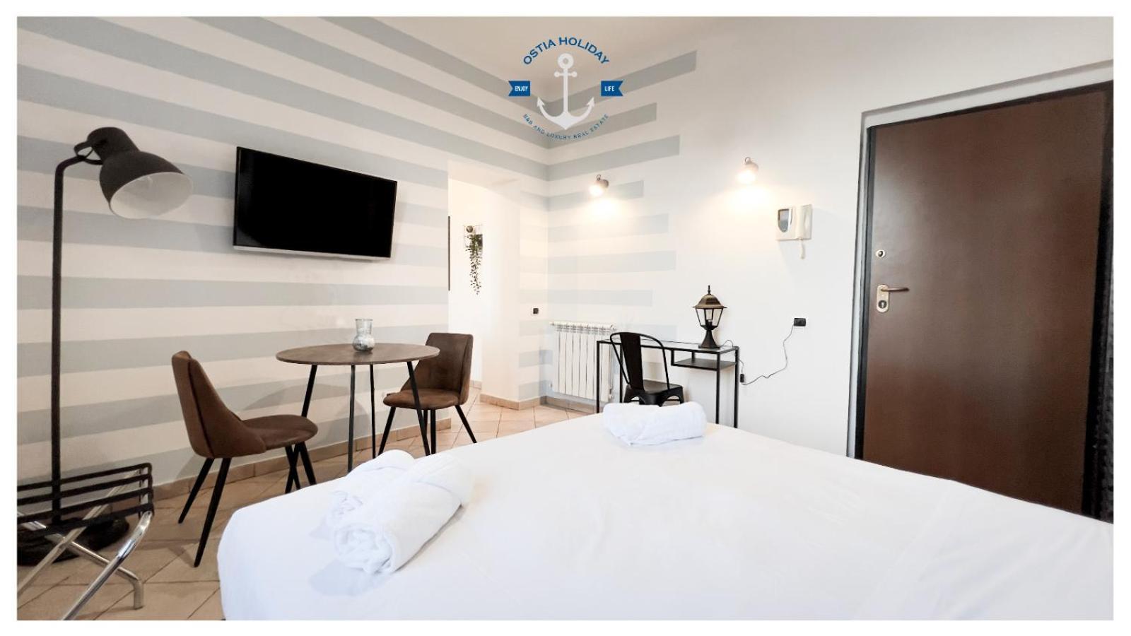 Ostia Holiday Clementina Fiumicino Exterior photo